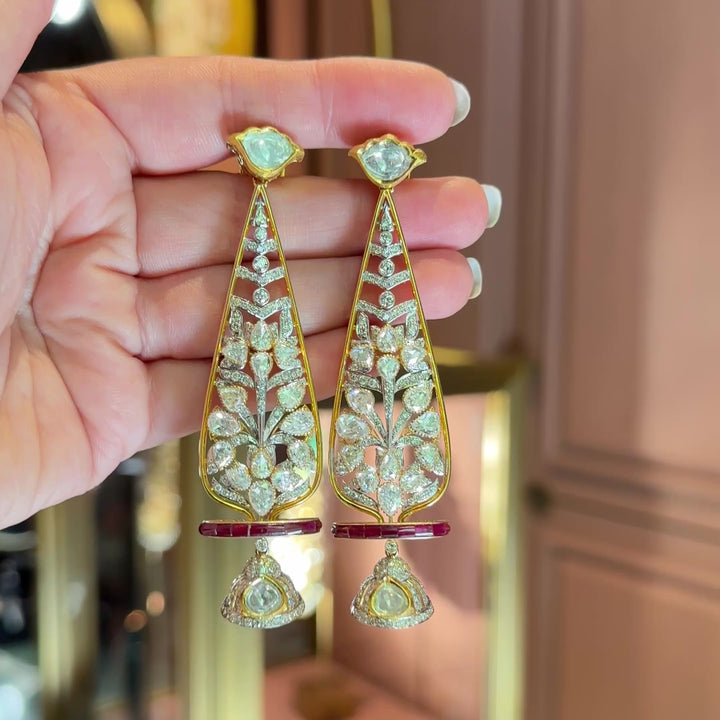 Padma Kund Earrings